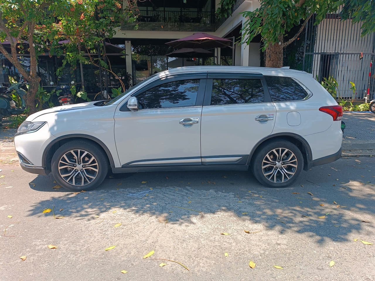 Hình ảnh 2 Image 2